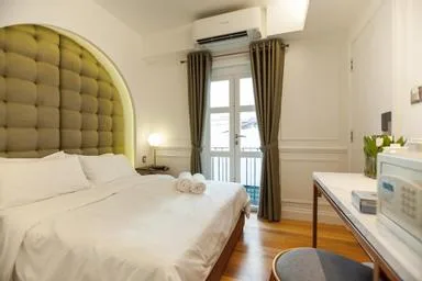 جناح ديلوكس بسرير كوين بشرفة، White Mansion Hotel 1/1