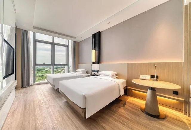 غرفة تنفيذية بسريرين مزدوجين، Courtyard By Marriott Hangzhou Xihu 1/6