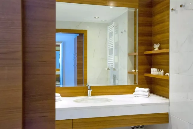 غرفة ديلوكس بسرير مزدوج أو سريرين منفصلين بإطلالة على الحديقة، Amadria Park Hotel Royal 5/6