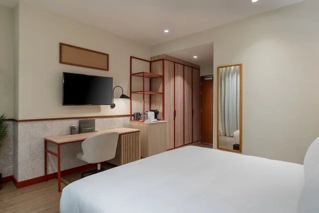 غرفة تنفيذية بسرير كينج، Protea Hotel Luanda 3/5