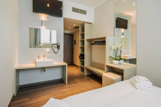 غرفة قياسية، Spark by Hilton Milan Linate Airport 1/1