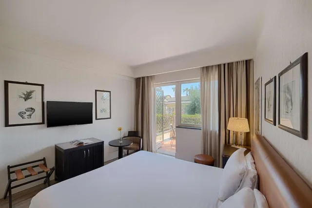غرفة قياسية بشرفة، Nh Parco Degli Aragonesi Hotel 2/6
