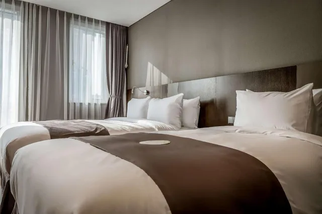 جناح ركني بسرير كوين وسرير فردي، Best Western Plus Hotel Sejong 1/2