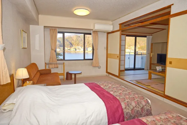 Japanese Western, Lake View, East Wing، Fuji Lake Hotel 1/3