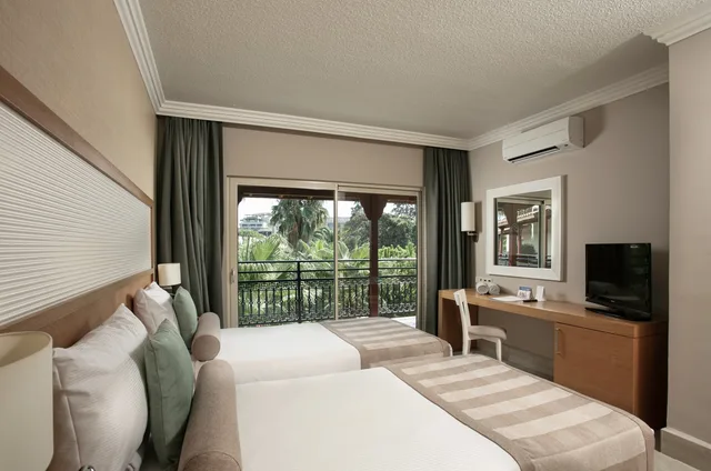 جناح بإطلالة على الحديقة، Paloma Oceana Hotel 1/3