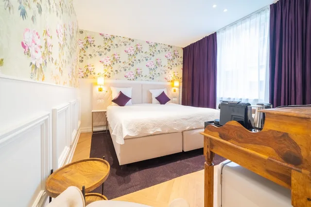 غرفة كلاسيكية بسرير كوين، Grand Hotel Normandy Bruges 3/5