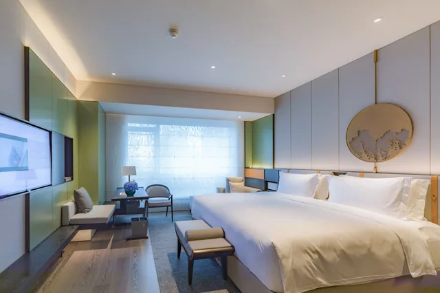 غرفة بريميوم ركنية بسرير كينج، Intercontinental Xi an North 1/8