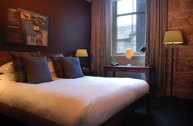 غرفة ديلوكس بسرير كينج، Hotel Du Vin Edinburgh 1/2