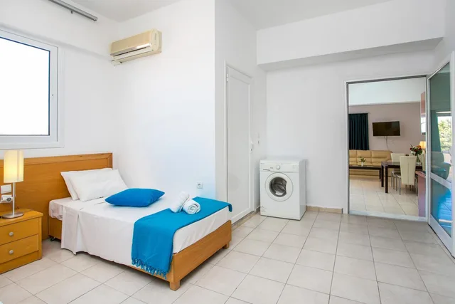 جناح عائلي، Mon Repos Hotel 6/9