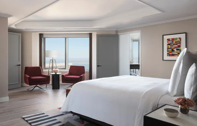 1 Bedroom, Suite, King Bed, Bridge View، Four Seasons Hotel San Francisco at Embarcadero 1/7