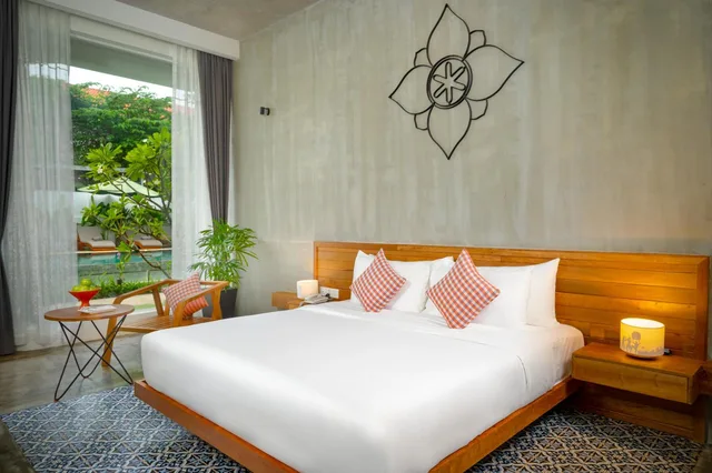 Premier, Double Bed, Pool Access، Phka Chan Hotel 3/10