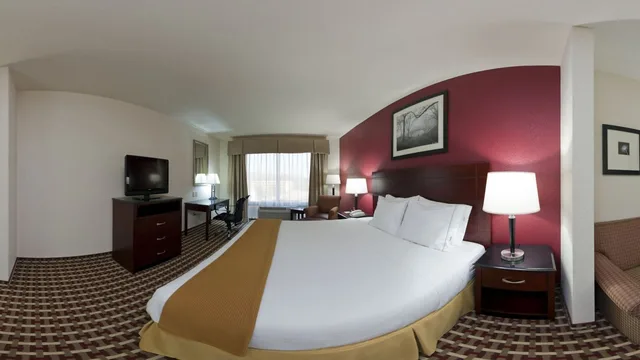 جناح بسرير كينج مع أريكة بمنطقة جلوس، Holiday Inn Express Hotel Suites Columbus Univ Area Osu 3/6