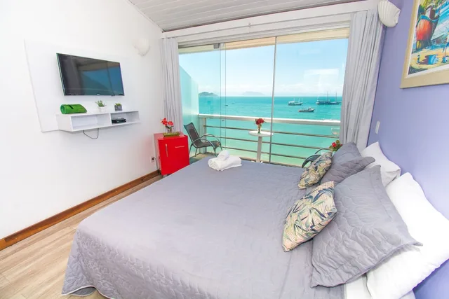 Luxury, Suite, Double Bed, Sea Front, Balcony، Bamboo Buzios Hostel 1/6