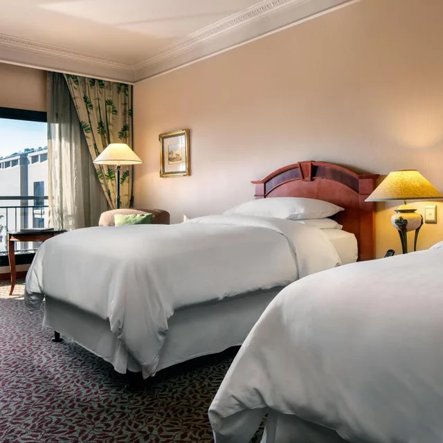Guest Room, Twin Beds, Concierge Level، Sheraton Pretoria Hotel 3/6