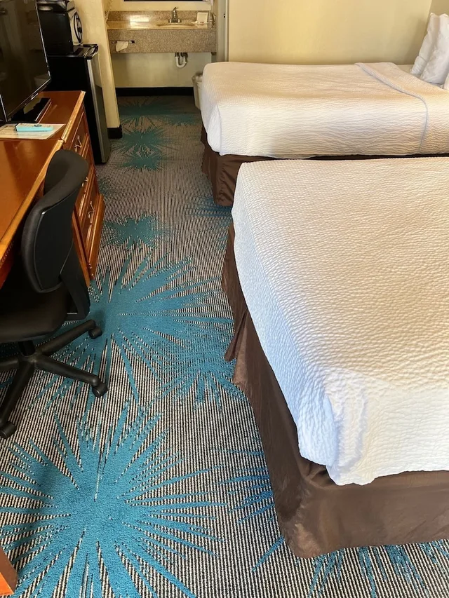 Room, 2 Double Beds, Days Inn by Wyndham Asheville West 5/8