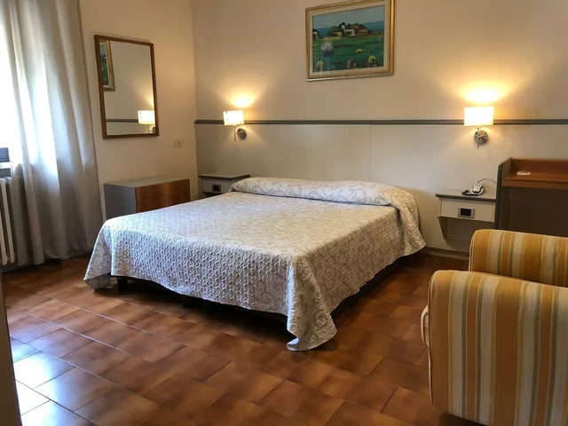 Room, Double Bed, Hotel Ai Tufi 2/2