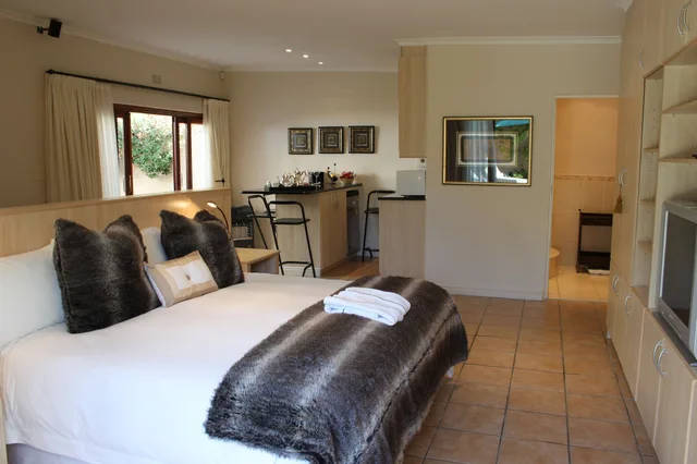 Garden, Single Bed، Riversong Guest House 2/7