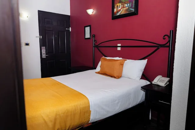 غرفة أساسية مفردة بسرير مزدوج، Hotel Plaza Poblana 2/6