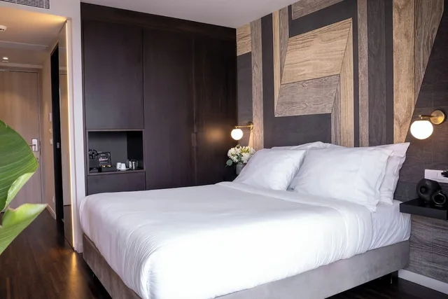 Cozy, Ex, Classic, Queen Bed، AZUR HOTEL 4/9