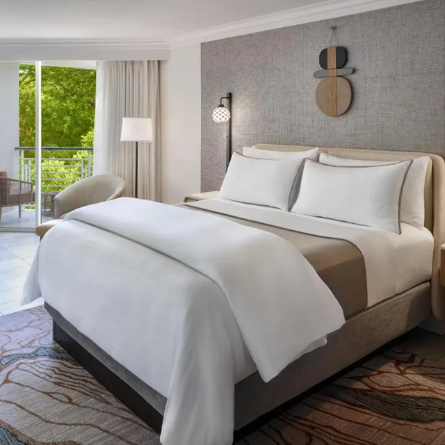 1 Bedroom, Suite, King Bed, Island View, Sofa، The Westin Hilton Head Island Resort and Spa 1/3