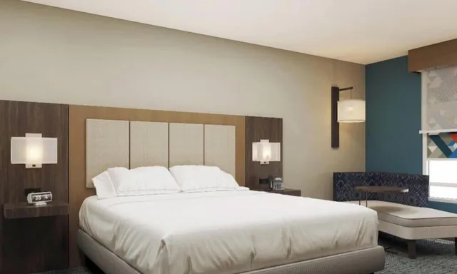 جناح بسرير كينج بحوض جاكوزي، Holiday Inn Express Redding North by IHG 1/1