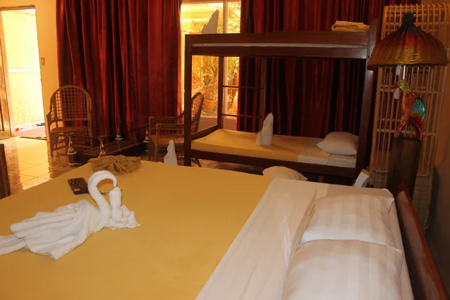 غرفة عائلية، Deep Forest Garden Hotel 1/1