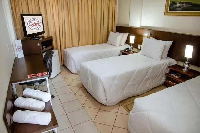 غرفة قياسية ثلاثية، Imperador Palace 6/6