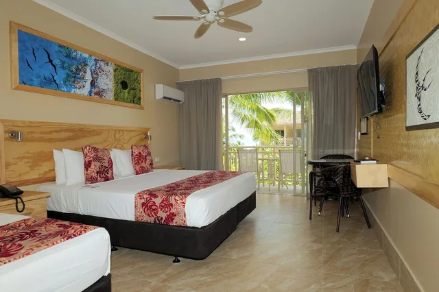 Garden Superior Room، Edgewater Resort 1/4