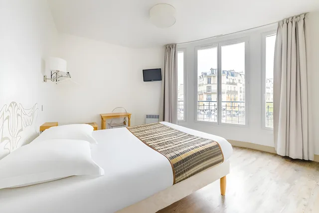 غرفة بسرير مزدوج، HOTEL KORNER EIFFEL 1/1