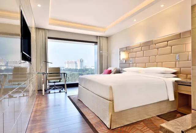 غرفة رئاسية بسرير كينج، Courtyard Bengaluru Hebbal 2/6