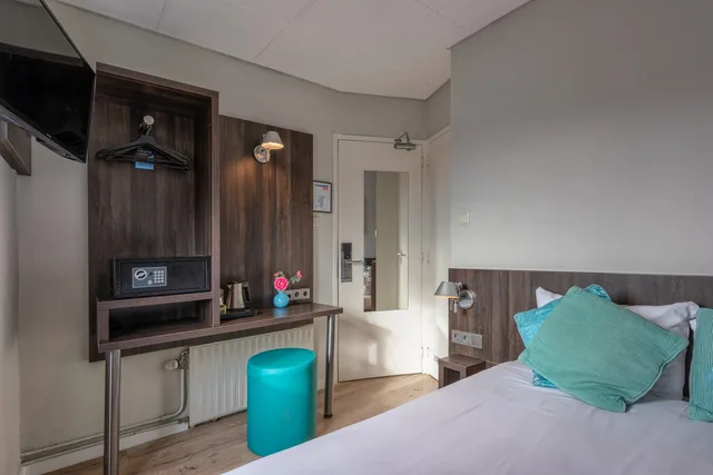 Economy, Hotel Damsquare 2/6