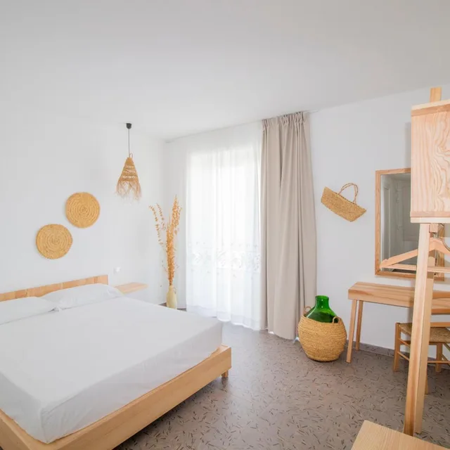 Deluxe, Double Bed, Balcony, Hotel Arte Mare 2/10