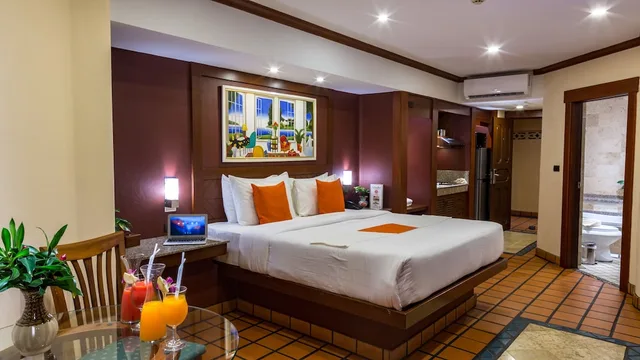 غرفة ديلوكس بسرير كوين وسرير فردي، Pacific Club Resort 7/10