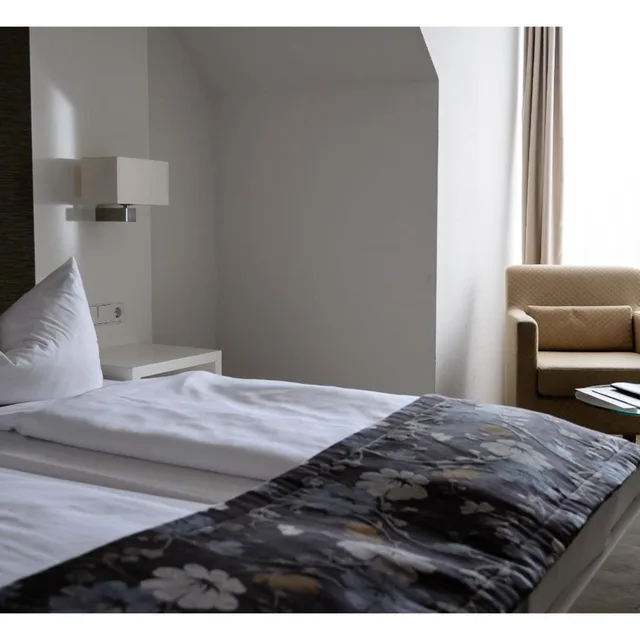 غرفة قياسية بسرير مزدوج، Landhotel Burg im Spreewald 8/10