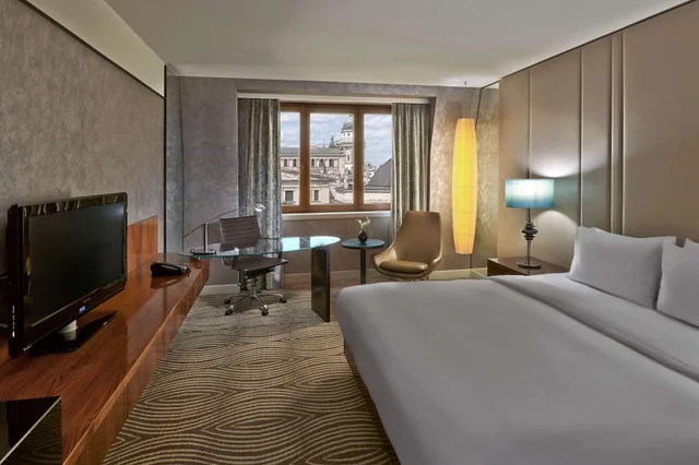Executive, King Bed, Dome View, Lounge Access، Hilton Berlin 3/8