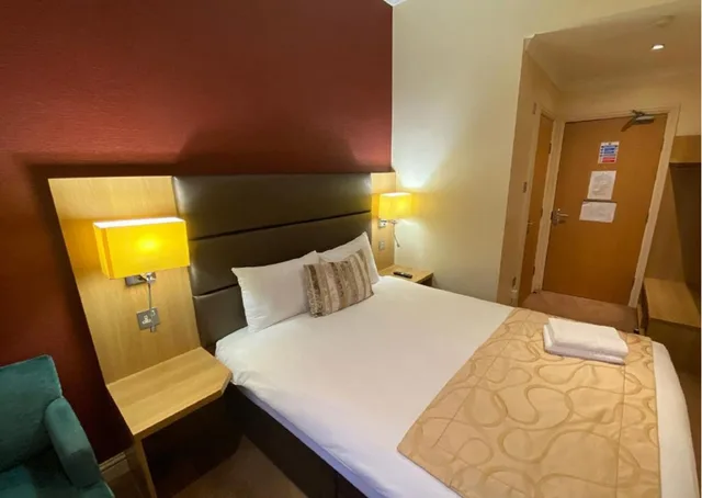 غرفة بسرير مزدوج، Lancaster Court Hotel 1/10