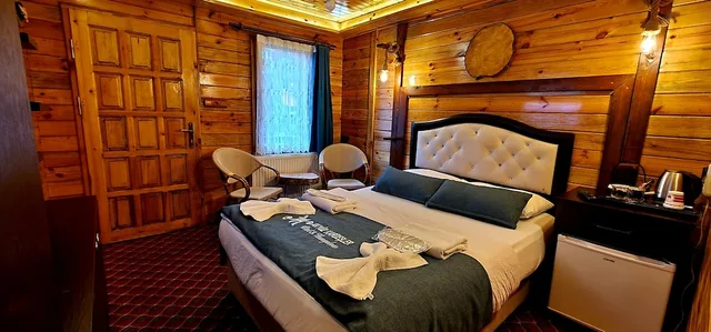 بنغل ديلوكس بسرير مزدوج، Akyuz Kardesler Hotel & Bungalow 4/10