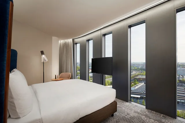 غرفة بانورامية مع دخول صالة النادي، Hyperion Hotel Munchen 2/8