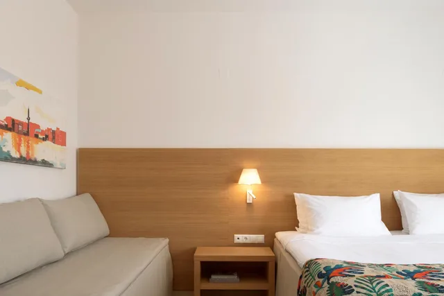 Double Room - Deluxe - Side Sea View، High Beach Resort & Spa 3/6