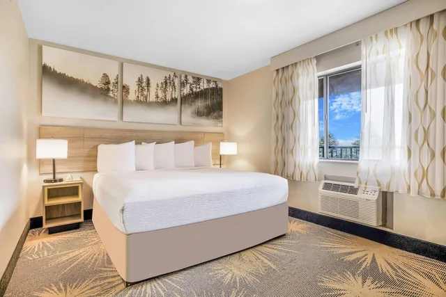 غرفة بسرير كينج، Days Inn by Wyndham Cortez 1/10