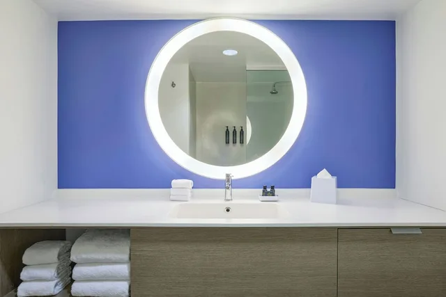 Chic, 2 Double Beds, Pool View، Aloft Scottsdale 9/9