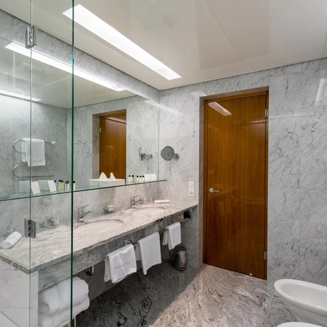 Room, King Bed, Female Floor، Einstein St. Gallen 3/3