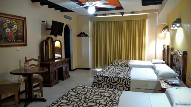 غرفة قياسية ثلاثية، Hotel Suites Flamboyanes by Kavia 1/1