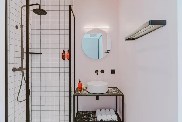 غرفة بسرير مزدوج بشرفة، Supernova Hotel 4/4