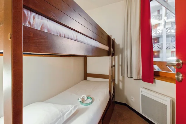 شقة بأسرّة بطابقين بغرفة نوم واحدة مع سرير سحّاب إضافي مع أريكة، Pierre Vacances Residence Le Tikal 4/9