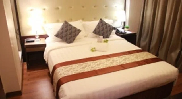 جناح، Ace Hotel And Suites 1/1