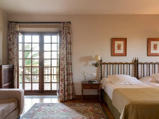 Junior Suite, Parador de Verin 2/2