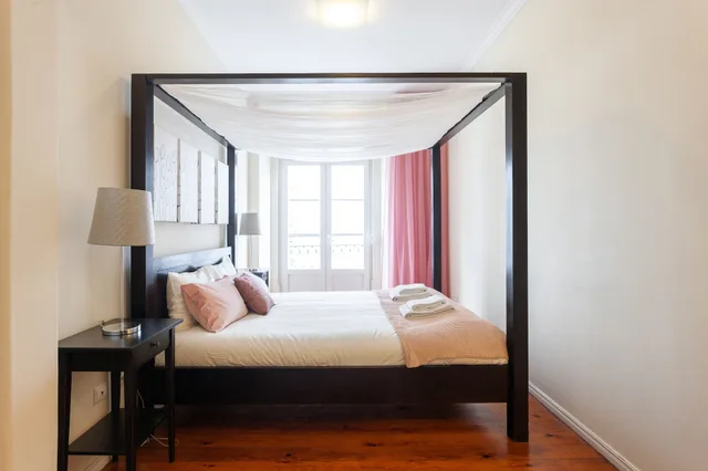 شقة بسرير كوين وسريرين منفصلين بإطلالة على المدينة بغرفتين مع أريكة، Santa Justa Apartments Downtown Center 10/10