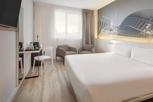 غرفة سوبيريور بسرير مزدوج، B&B HOTEL Valencia Arena 4/10