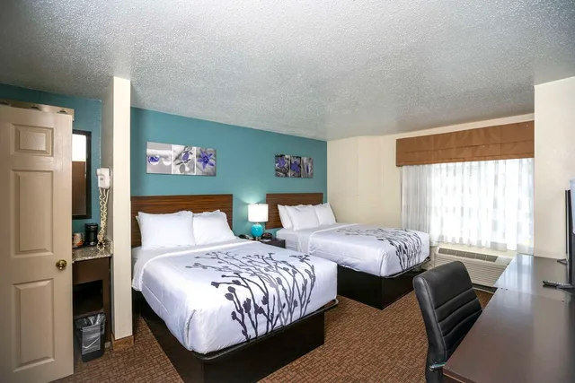 غرفة بسريرين مزدوجين، Wingate by Wyndham Myrtle Beach At Outlets 2/2